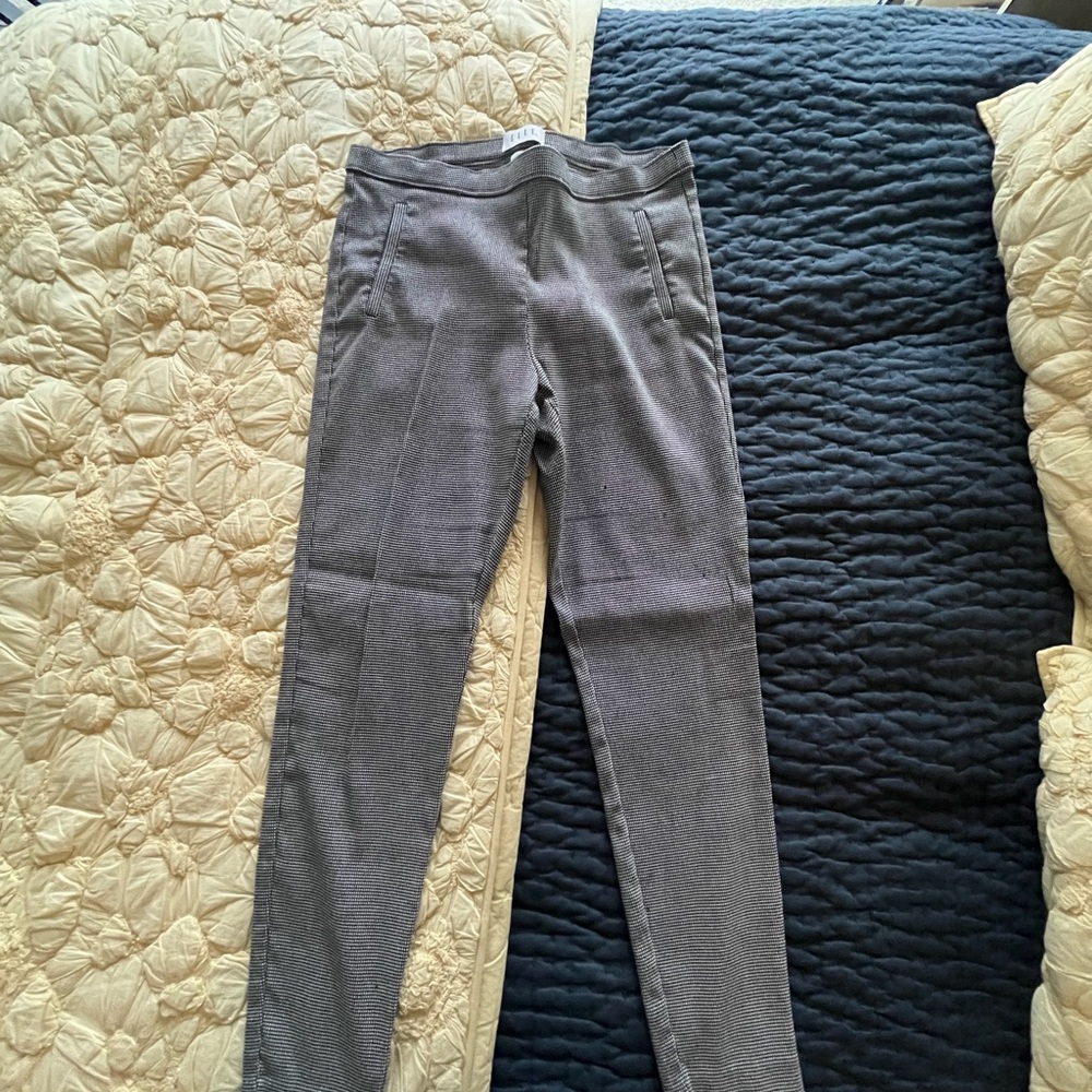Elle Black and White Houndstooth Dress Pants